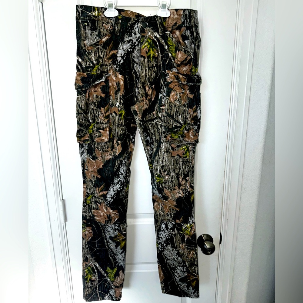 FASHIONOVA MEN CAMO PANTS